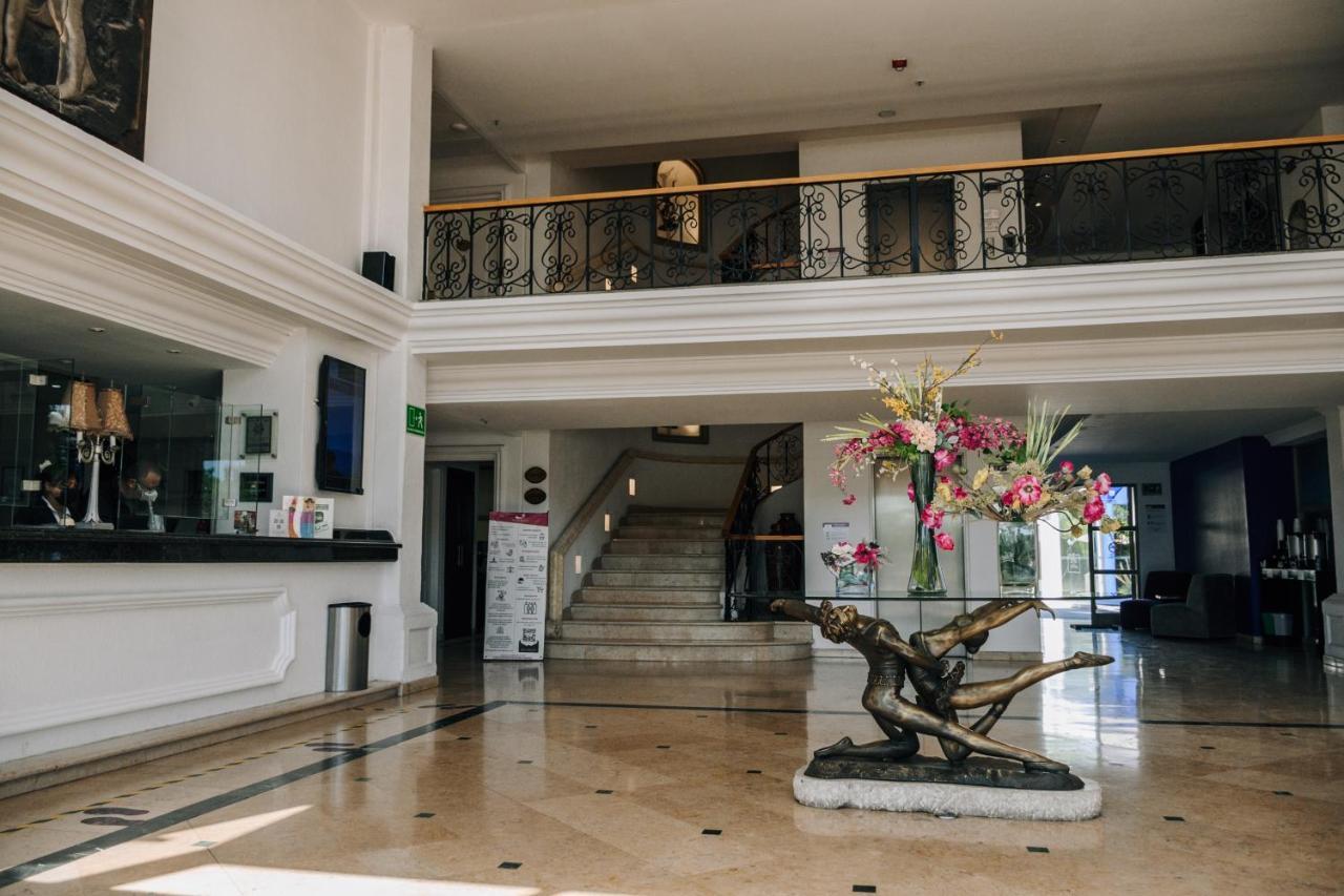 Hotel Victoria Express Durango Exterior foto