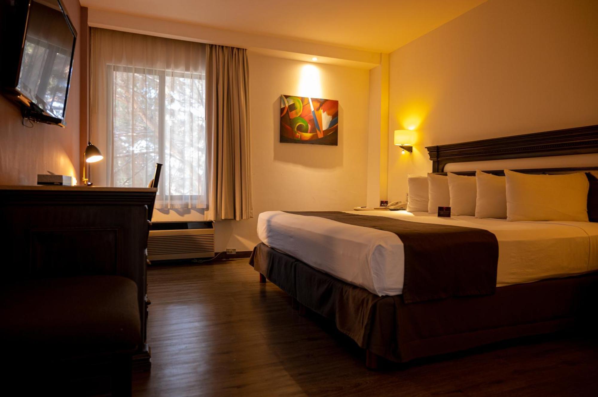Hotel Victoria Express Durango Habitación foto
